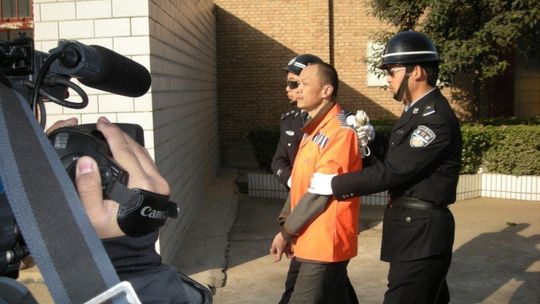 Dokumenty w TVP 1 w kwietniu (program i opisy filmów)