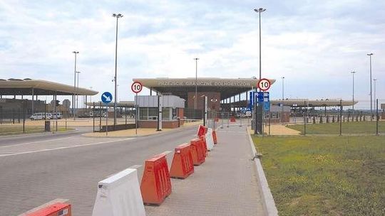 Dołhobyczów: Rowerem i pieszo na Ukrainę bez zmian