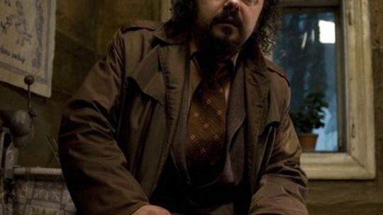 Dom zły, aktor dobry. Jakubik w Teatrze Starym