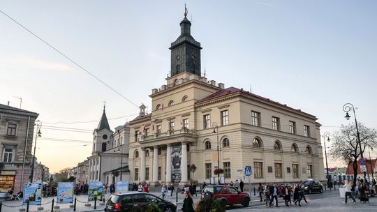 Domy w miejscu pól
