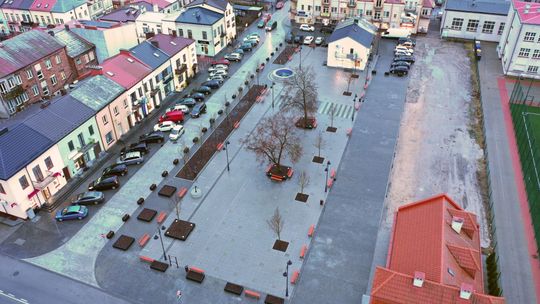  Donice sposobem na nieparkowanie. „Plac jest pusty”