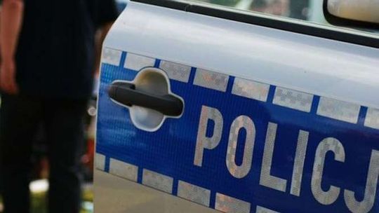 Doprowadził do kolizji i uciekł. Wjechał do rowu i poszedł spać na polu