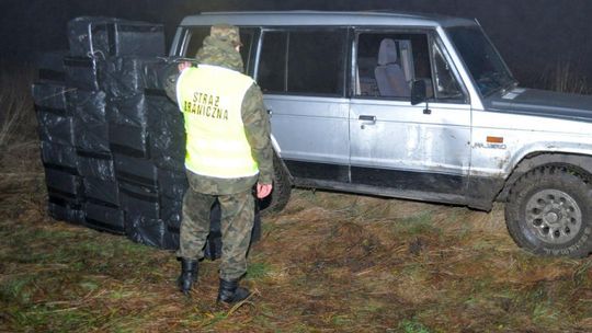 Dorohusk: Papierosy w folię i do rzeki