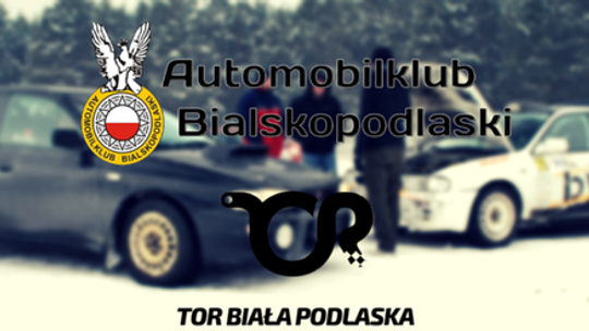 Doskonalenie jazdy z automobilklubem w niedzielę na lotnisku w Białej Podlaskiej