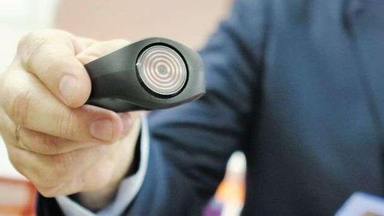 Dostali bransoletki, które będą nosić przez całą dobę. 135 osób przystąpiło do projektu