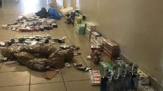 Dostawa na targowisko na Kalinie. Papierosy, tytoń i alkohol bez akcyzy