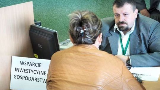 Dotacje unijne dla rolników. Złóż wniosek, weź pieniądze