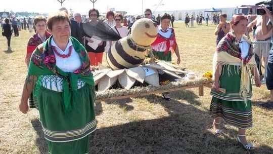 Dożynki w Radawcu Dużym: Wieńce, występy i przysmaki (wideo, zdjęcia)