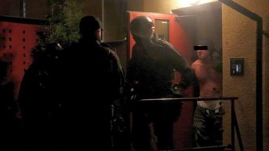 Dramatyczna akcja antyterrorystów w Lublinie. Weszli do mieszkania siłą