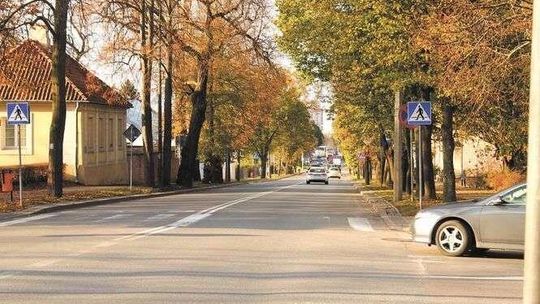 Droga, jak gorący kartofel. Nikt nie chce płacić za jej utrzymanie