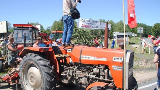 Droga krajowa nr 19 zablokowana. Rolnicy domagają się wyższych cen