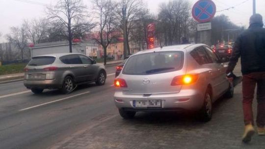 Droga Męczenników Majdanka. Zderzenie mazdy i subaru