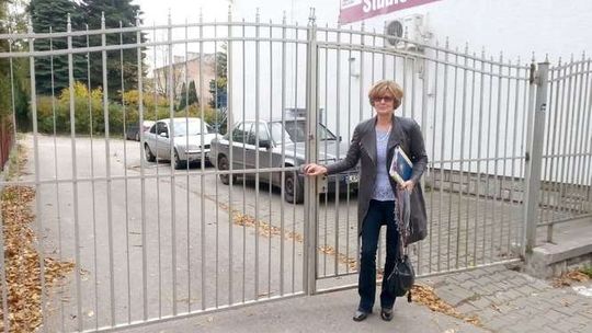 Droga tu była czy nie? Mieszkaniec Kraśnika zabronił innym przejazdu. "To jest moje"