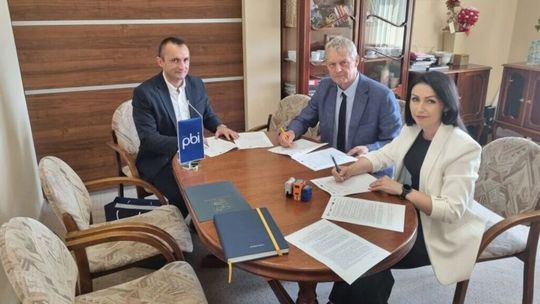 Drogi, oświetlenie i kanalizacja - inwestycje w Głusku