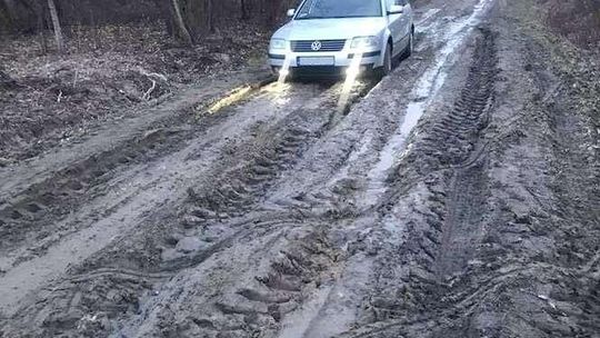 Drogi w fatalnym stanie po zimie. Wasze zdjęcia