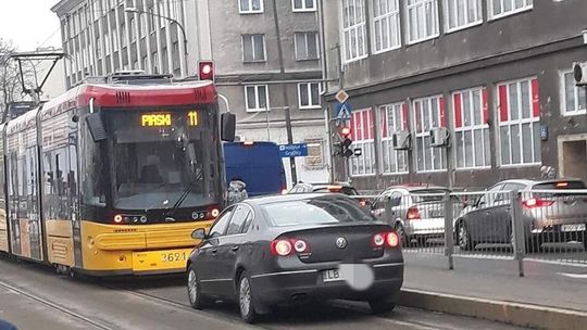 Drogowa wpadka. Z tego kierowcy z Białej Podlaskiej żartuje Warszawa
