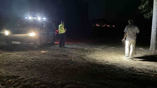 Dron spadł na pole. Prokuratura nie ma pewności, że to obiekt przemytniczy