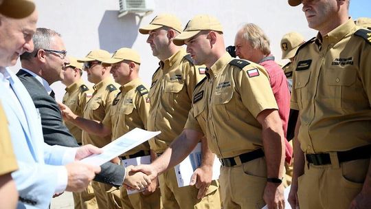 Drony i motopompy dla strażaków. Unia Europejska dała na sprzęt miliony Drony i motopompy dla strażaków. Unia Europejska dała na sprzęt miliony