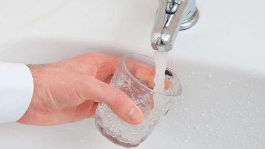 Droższa woda i ścieki w Łęcznej. Groszowa podwyżka wzbudza emocje 