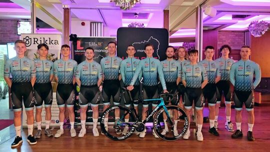 Drużyna Monogo Lubelskie Perła Polski zaprezentowana podczas III Gali Kolarskiej