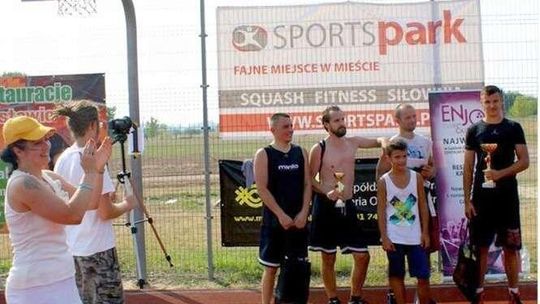 Drużyna OCB wygrała Chonabibe Streetball Cup