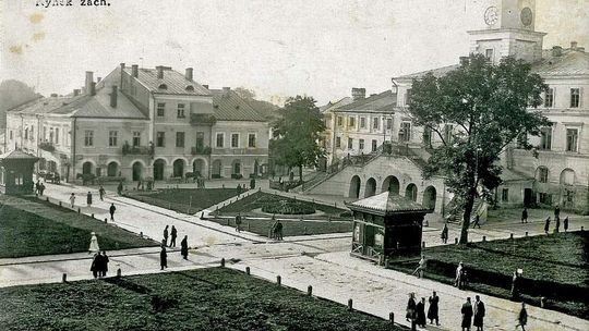 Drzewa wrócą na Rynek Wielki? Prezydent ma plan