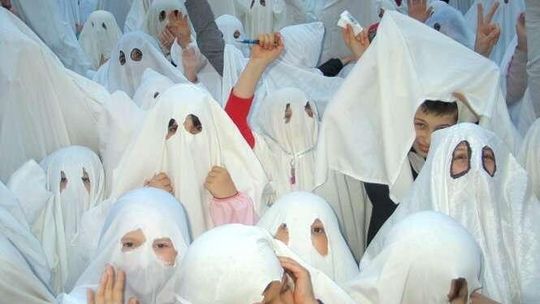 Duchy znowu opanują miasto. Każdy może wziąć udział w próbie bicia rekordu