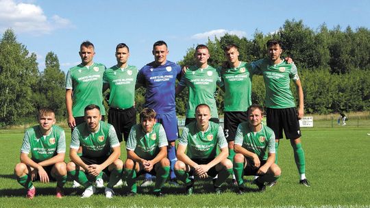 Duet spadkowiczów na czele stawki w chełmskiej klasie okręgowej