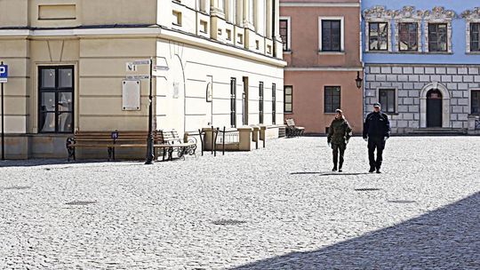 Duża liczba patroli na ulicach Lubelszczyzny. Sprawdzają, czy zostaliśmy w domach