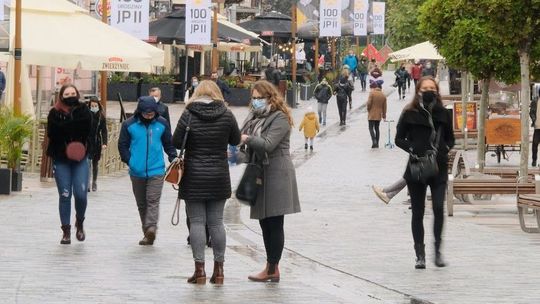 Duże domówki nadal legalne. A czego od dzisiaj zabroniono?