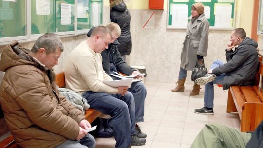 Duże kolejki w Miejskim Urzędzie Pracy w Lublinie