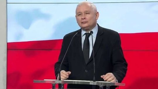 Duże zmiany w najnowszym sondażu poparcia partii politycznych. Komentarz prezesa PiS