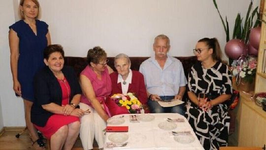 Dużo zdrowia pani Władysławo. Seniorka skończyła 100 lat