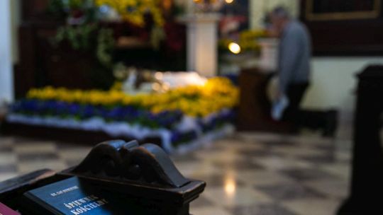 Duży wzrost zakażeń w powiecie łukowskim. Sanepid poszukuje uczestników mszy