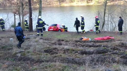 Dwa dni po ślubie wyszła z domu. Jej ciało znaleźli w jeziorze