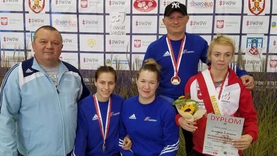 Dwa medale Cementu-Gryfa Chełm na młodzieżowych mistrzostwach Polski w zapasach