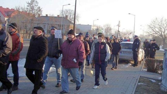 Dwa razy blokowali rondo. 44 protestujących odpowie przed sądem