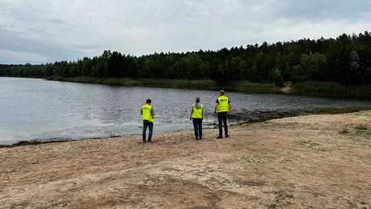 Dwa utonięcia na żwirowni w Berezie. Odnaleziono ciało poszukiwanego 30-latka
