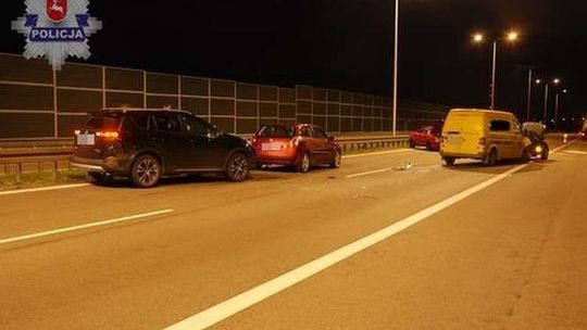 Dwa wypadki na ekspresówce. Zderzyły się cztery auta