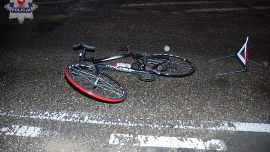 Dwa wypadki w ciągu kilkunastu minut. Rowerzysta poważnie ranny