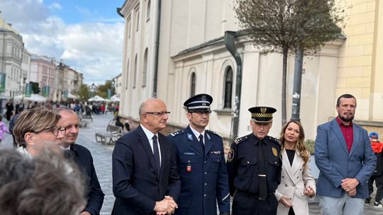 Dwa zatrzymania i 11 interwencji przy szkołach w Lublinie. Ratusz zapowiada dodatkowe zabezpieczenia