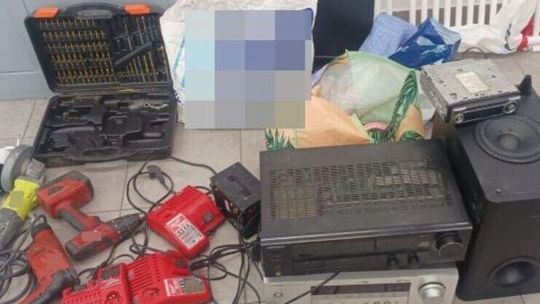 Dwaj mężczyźni odpowiedzą za kradzież z włamaniem w Potoku Wielkim