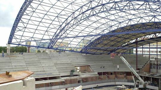 Dwanaście milionów do pełni szczęścia