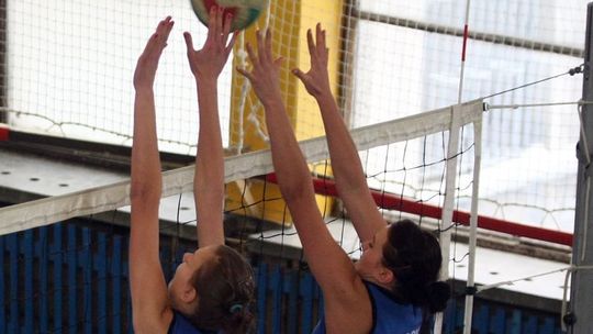 Dwie porażki siatkarek Tomasovii, zwycięstwo Szóstki