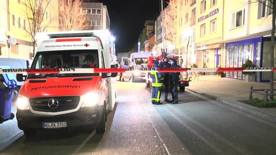 Dwie strzelaniny w jednym mieście na zachodzie Niemiec. Zginęło co najmniej 11 osób