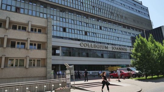 Dwóch kandydatów na rektora KUL. Głosowanie w największej auli uniwersytetu