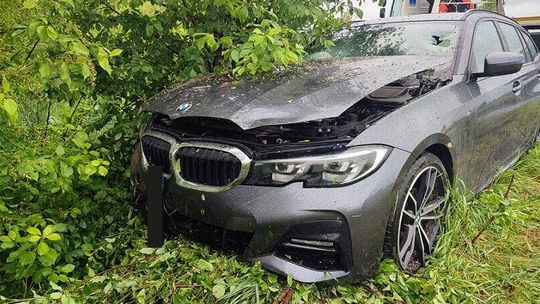 Dwóch ministrów chce być dobrymi wujkami i łagodzi przepisy dla kierowców. Wybory coraz bliżej