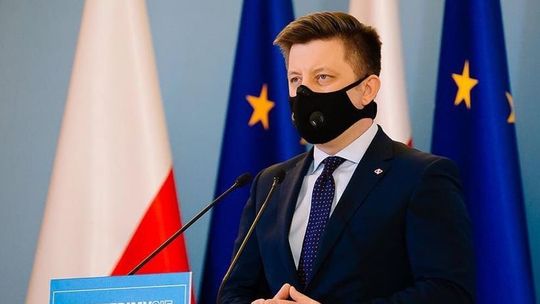 Dworczyk przeprasza za zapisy na szczepienia 40-latków