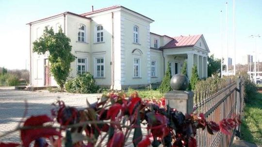 Dworek Grafa kolejny raz na sprzedaż. Za 5,5 mln zł