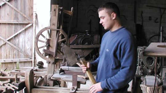 Dwudziestodwulatek z przeszłością